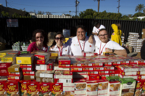 Thanksgiving Stuffing Event @ Big Sunday | Los Angeles | California | United States